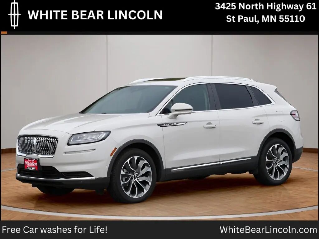 2023 Lincoln Nautilus Reserve — photo 1 of 13