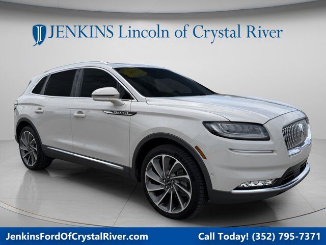 2023 Lincoln Nautilus Reserve — photo 1 of 1