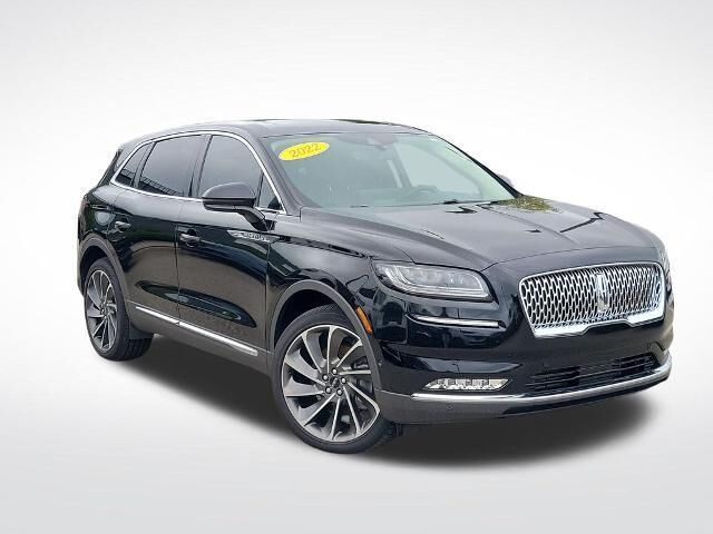 2022 Lincoln Nautilus Reserve — photo 1 of 24
