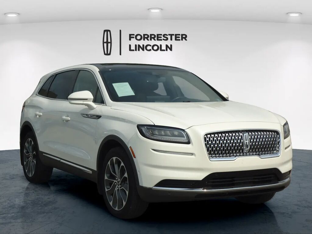 2022 Lincoln Nautilus Reserve — photo 1 of 13