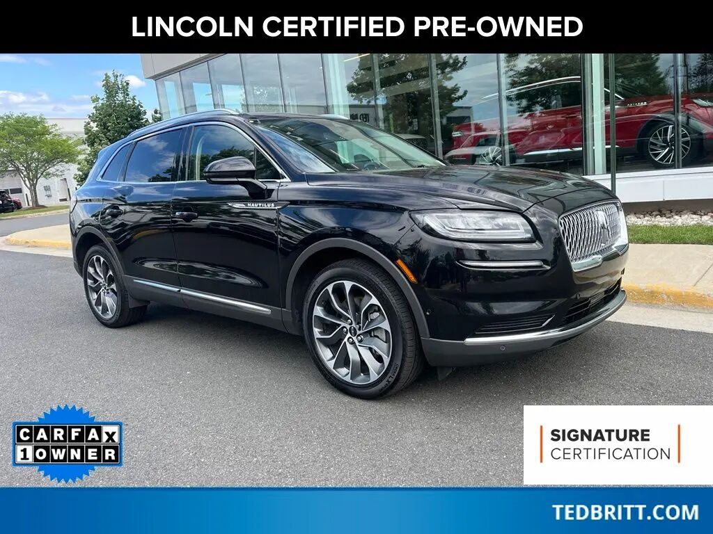 2023 Lincoln Nautilus Reserve — photo 1 of 10