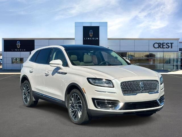 2019 Lincoln Nautilus Reserve — photo 1 of 13
