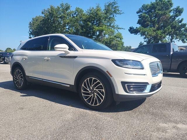 2019 Lincoln Nautilus Reserve — photo 1 of 1