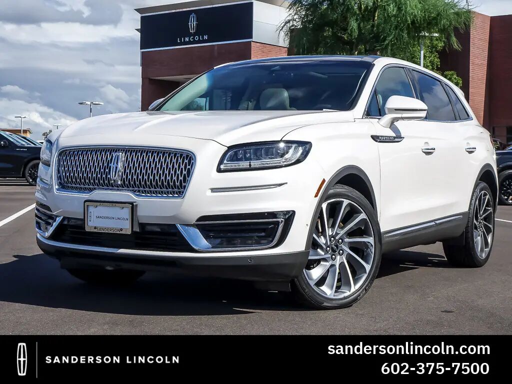 2019 Lincoln Nautilus Reserve — photo 1 of 13