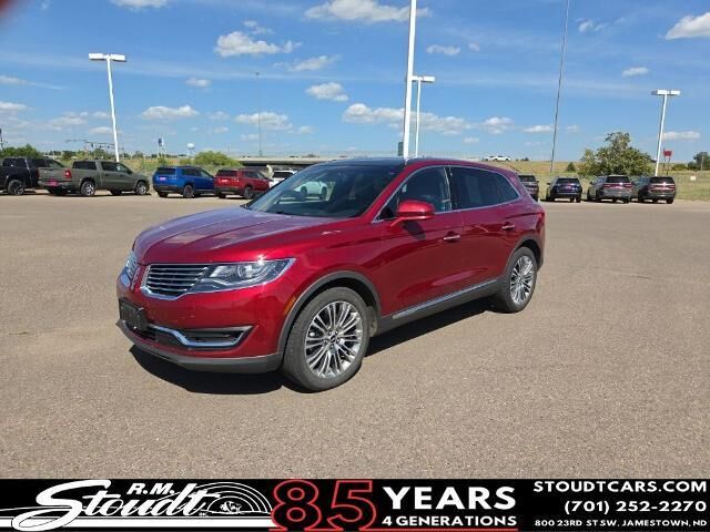 2017 Lincoln MKX Reserve — photo 1 of 16