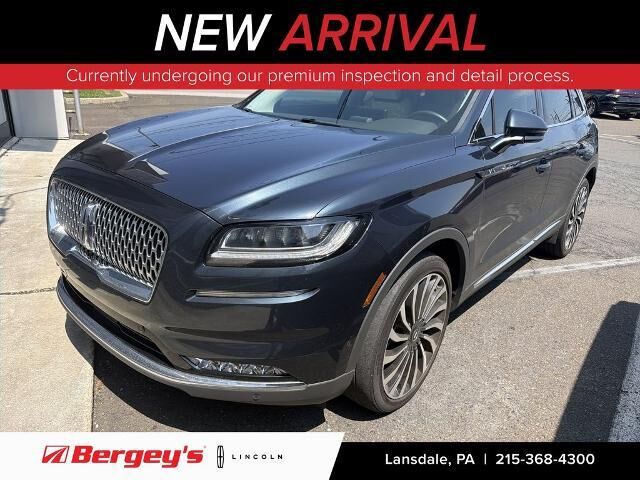 2022 Lincoln Nautilus Black Label — photo 1 of 35