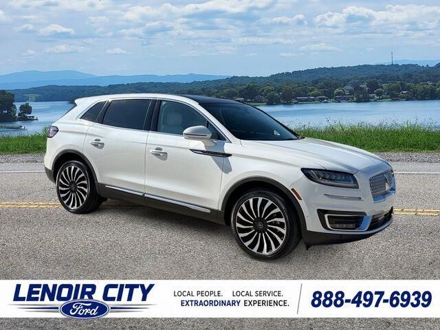 2020 Lincoln Nautilus Black Label — photo 1 of 27