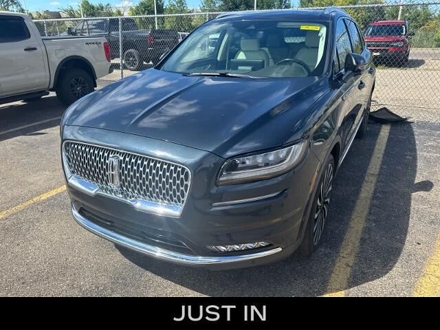 2021 Lincoln Nautilus Black Label — photo 1 of 26