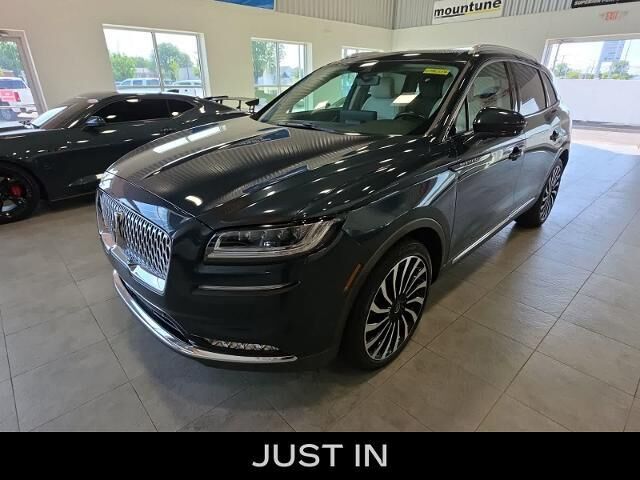 2021 Lincoln Nautilus Black Label