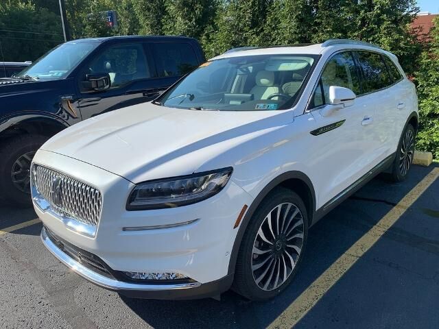 2023 Lincoln Nautilus Black Label — photo 1 of 15