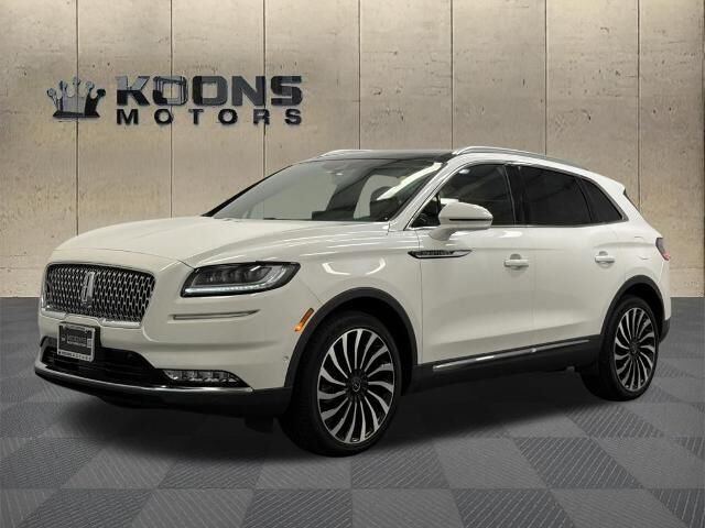 2022 Lincoln Nautilus Black Label — photo 1 of 26