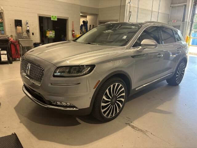 2022 Lincoln Nautilus Black Label