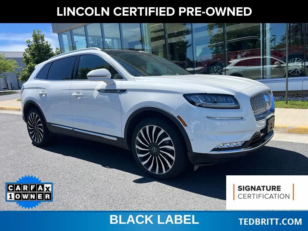 2022 Lincoln Nautilus Black Label — photo 1 of 24
