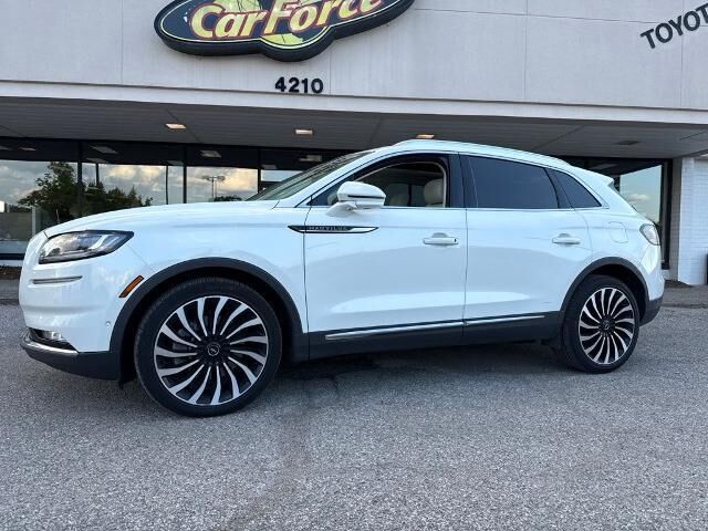 2023 Lincoln Nautilus Black Label — photo 1 of 26