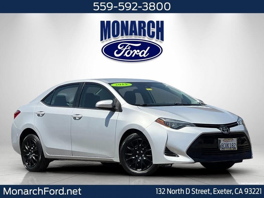 2019 Toyota Corolla SE — photo 1 of 1