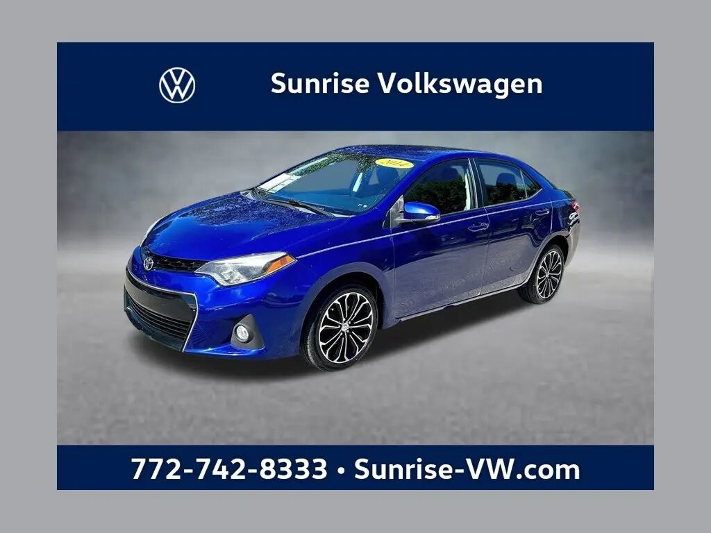 2014 Toyota Corolla S — photo 1 of 13