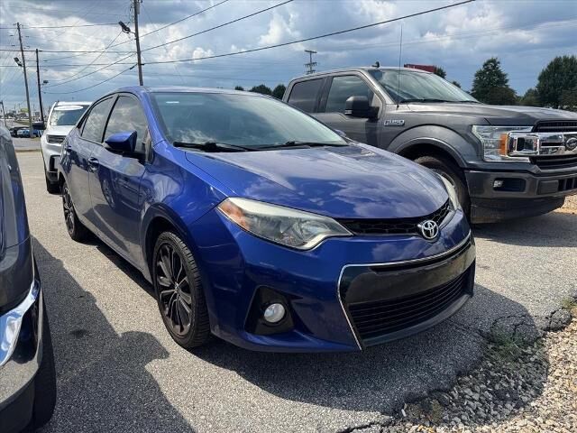 2014 Toyota Corolla S — photo 1 of 4