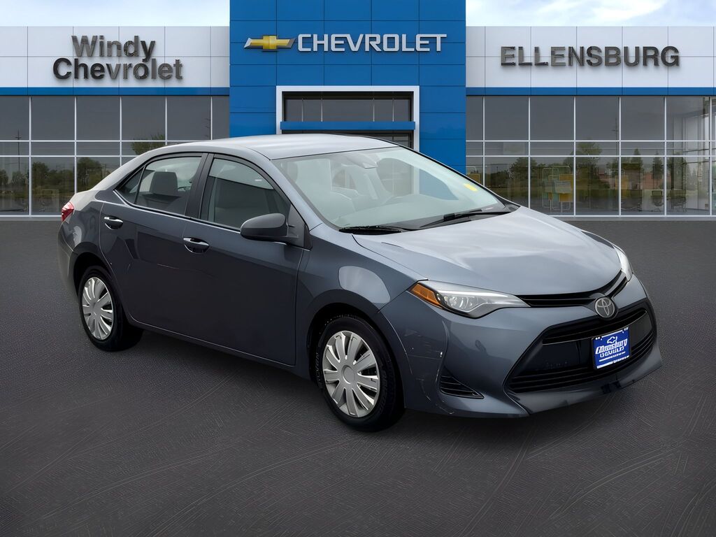 2019 Toyota Corolla — photo 1 of 13
