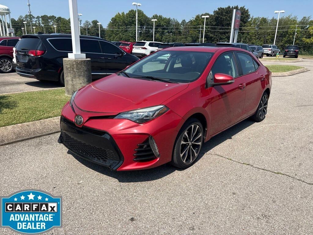 2017 Toyota Corolla SE — photo 1 of 6