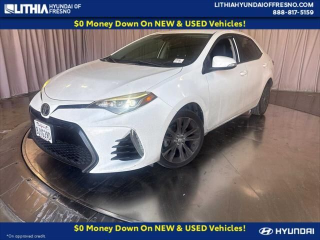 2017 Toyota Corolla SE — photo 1 of 13