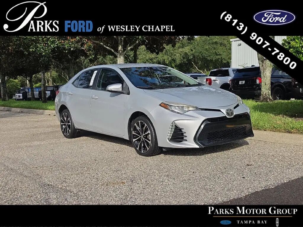 2017 Toyota Corolla SE — photo 1 of 13