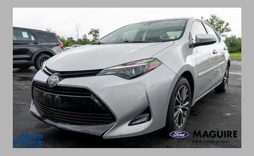 2019 Toyota Corolla LE — photo 1 of 1