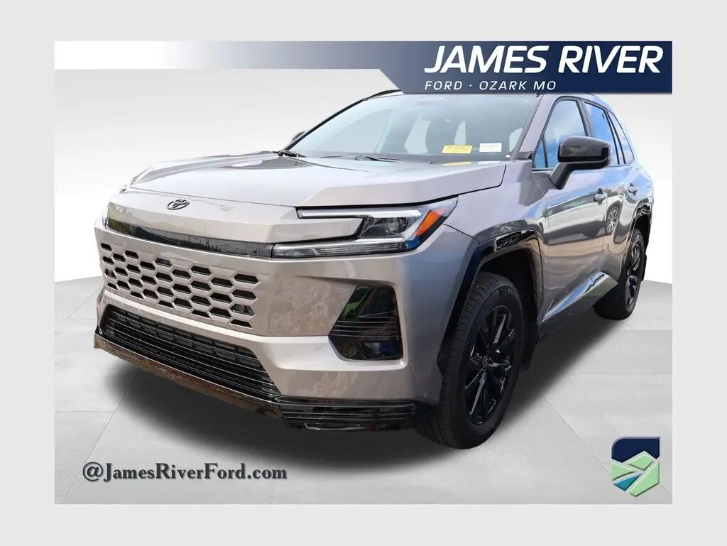 2026 Toyota RAV4 SE — photo 1 of 13