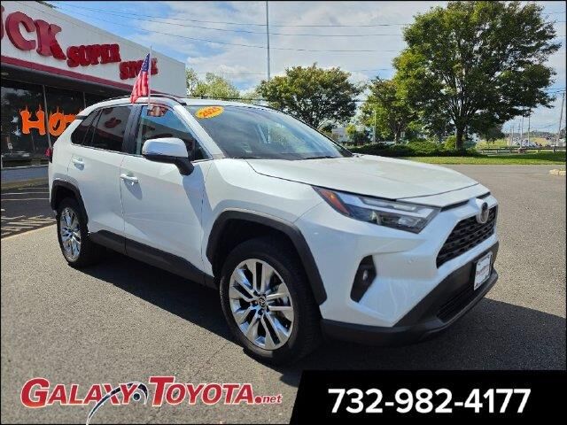 2025 Toyota RAV4 XLE Premium — photo 1 of 13
