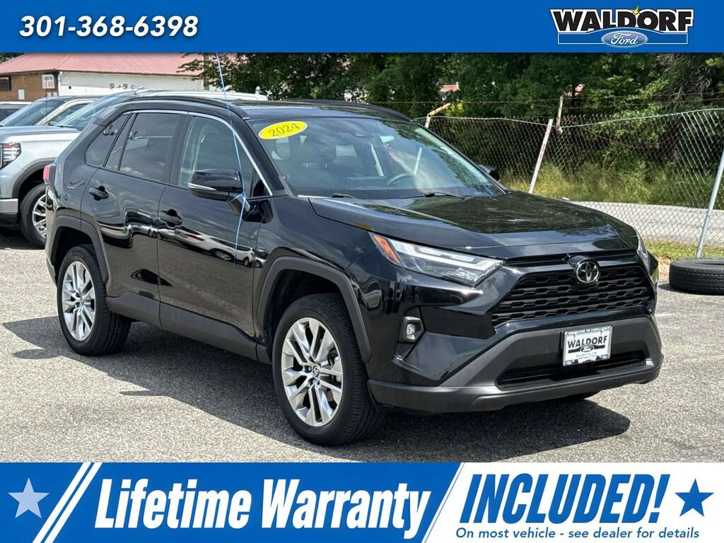2024 Toyota RAV4 XLE Premium — photo 1 of 13