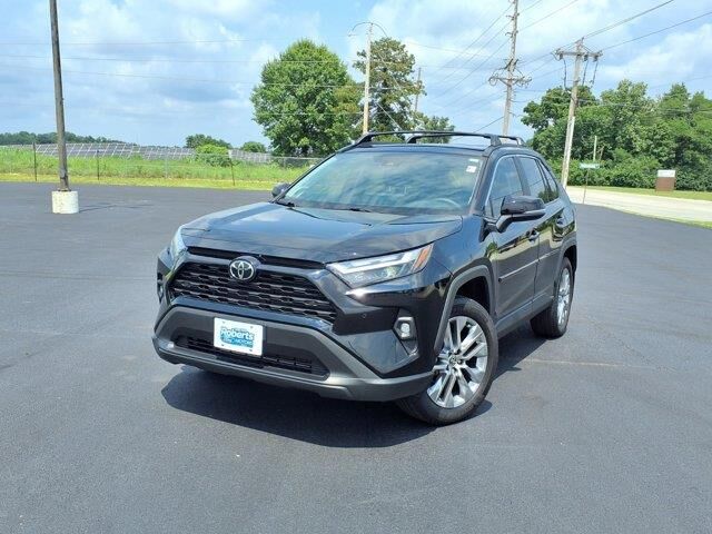 2023 Toyota RAV4 XLE Premium — photo 1 of 26