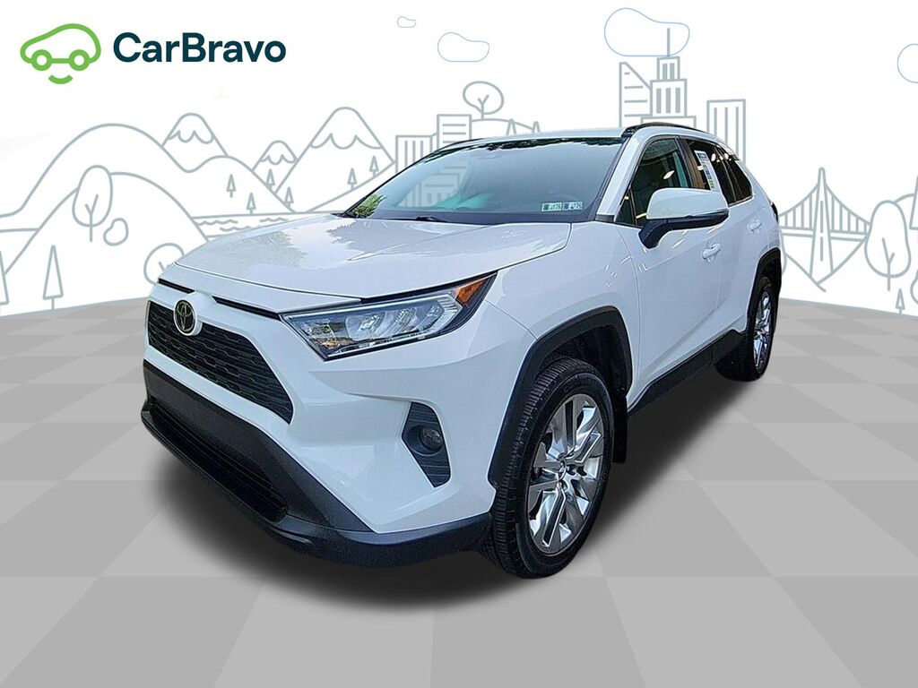 2020 Toyota RAV4 XLE Premium — photo 1 of 6