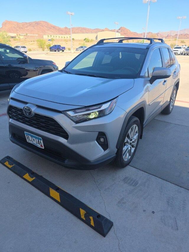 2025 Toyota RAV4 XLE Premium