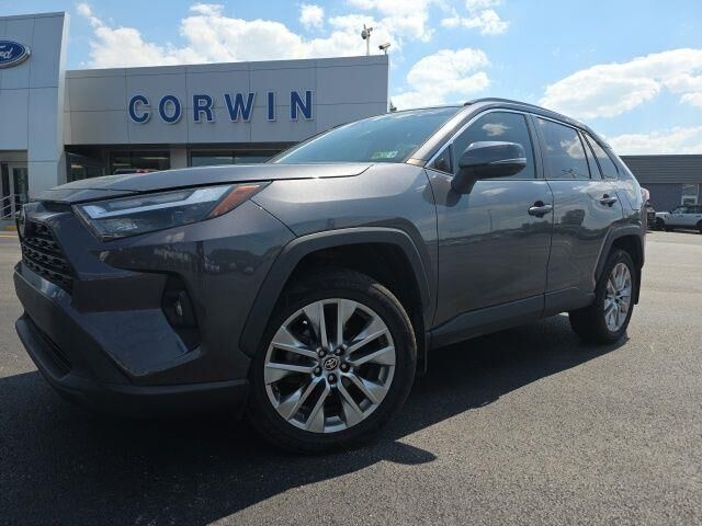 2022 Toyota RAV4 XLE Premium — photo 1 of 26