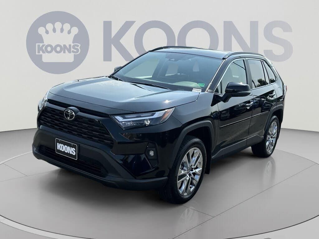 2025 Toyota RAV4 XLE Premium — photo 1 of 1