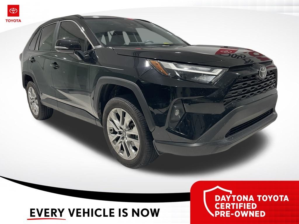 2025 Toyota RAV4 XLE Premium — photo 1 of 13