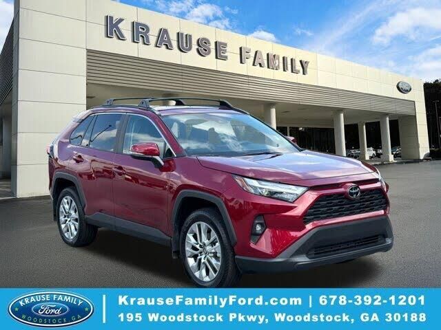 2025 Toyota RAV4 XLE Premium