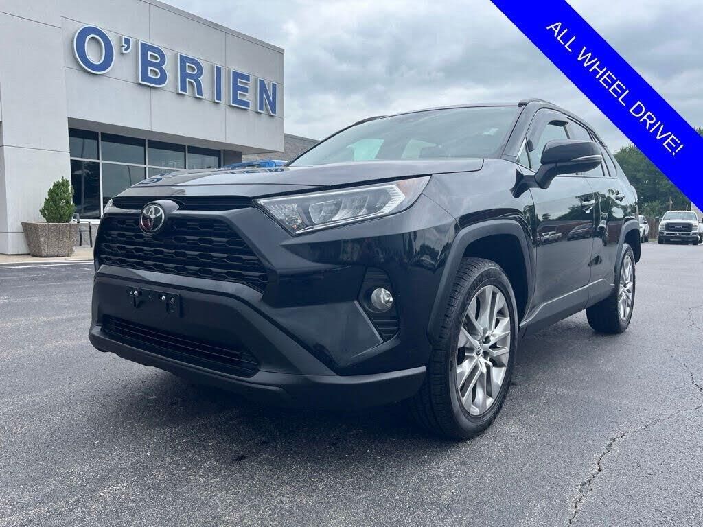2020 Toyota RAV4 XLE Premium — photo 1 of 1
