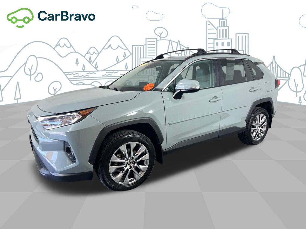 2021 Toyota RAV4 XLE Premium — photo 1 of 7
