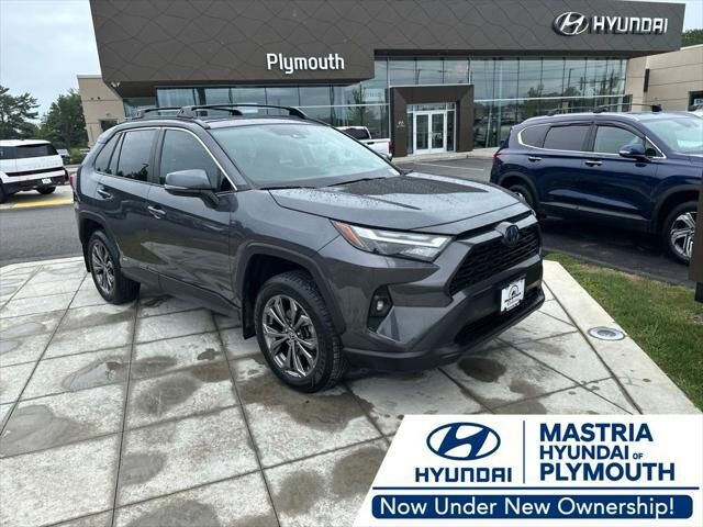 2022 Toyota RAV4 Hybrid XLE Premium — photo 1 of 26
