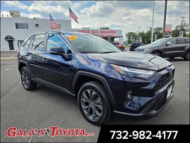2024 Toyota RAV4 Hybrid XLE Premium — photo 1 of 13
