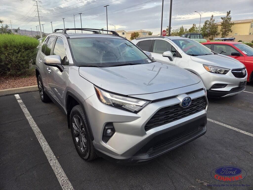 2024 Toyota RAV4 Hybrid XLE Premium — photo 1 of 1