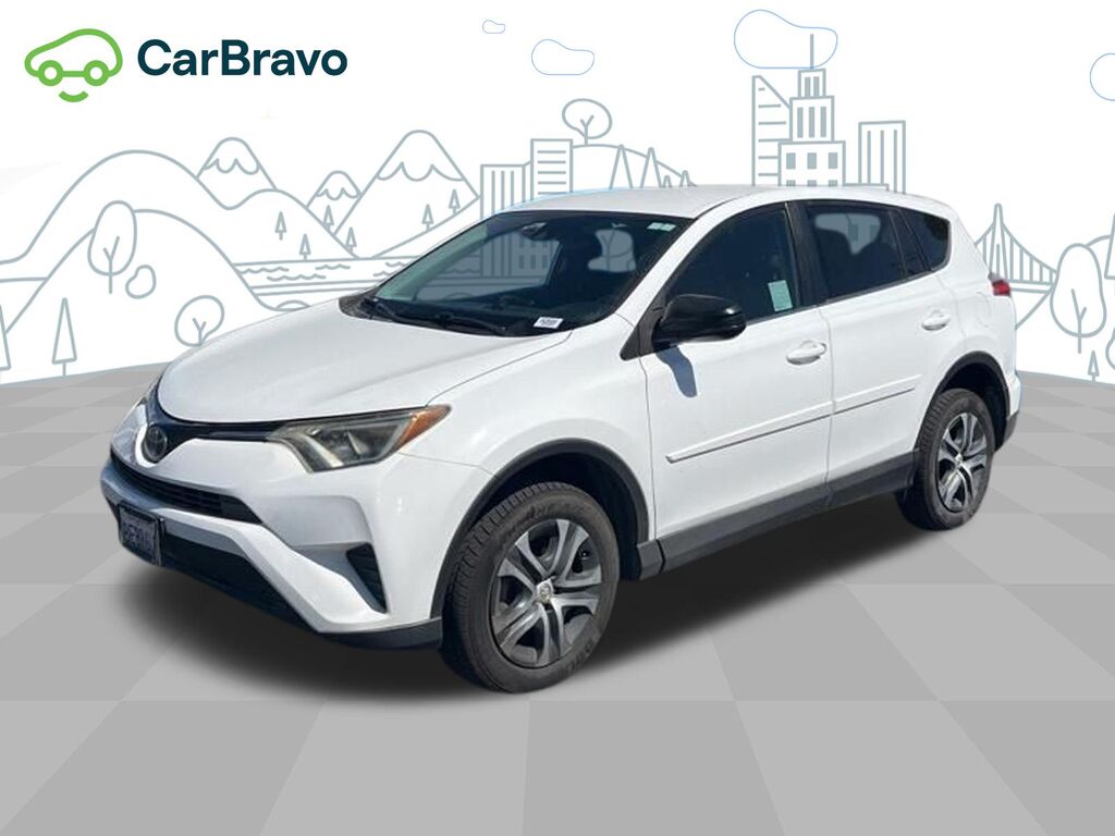 2018 Toyota RAV4 LE — photo 1 of 6