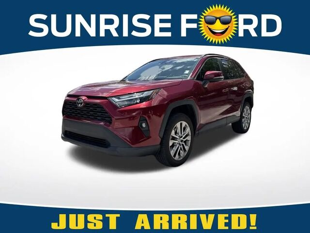 2023 Toyota RAV4 XLE Premium