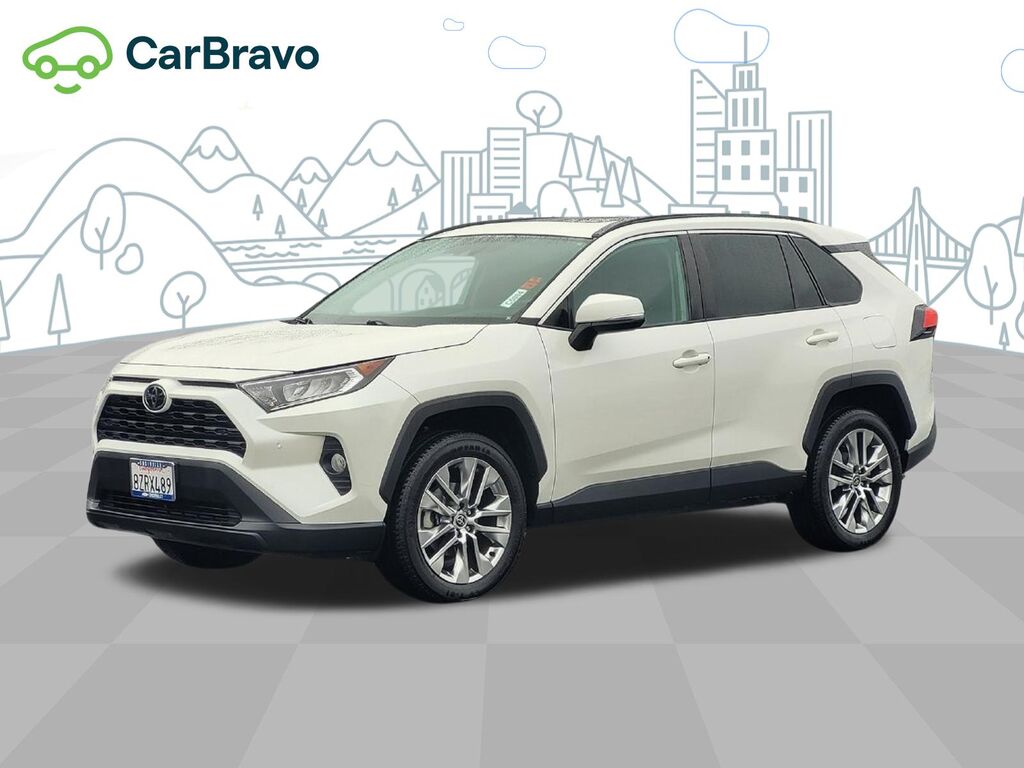 2021 Toyota RAV4 XLE Premium — photo 1 of 7