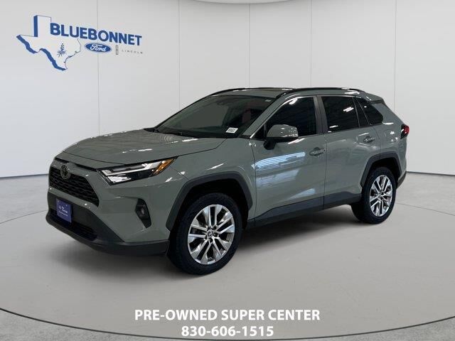 2023 Toyota RAV4 XLE Premium — photo 1 of 13