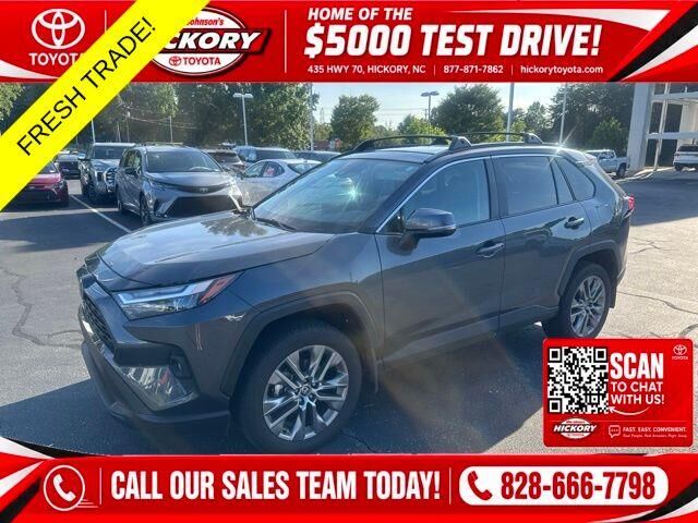 2025 Toyota RAV4 XLE Premium