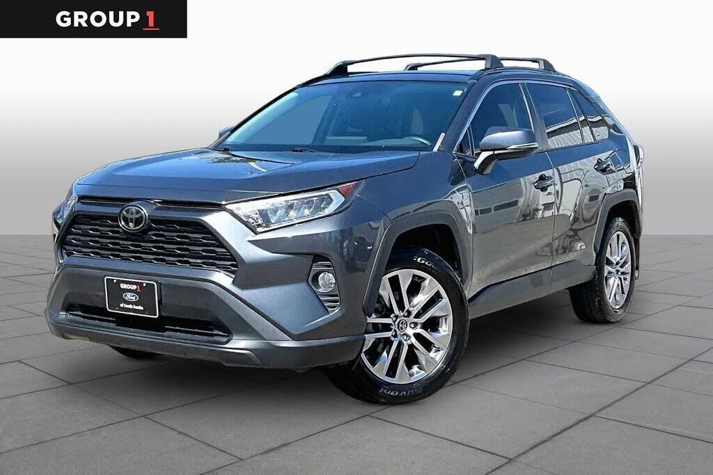 2019 Toyota RAV4 XLE Premium — photo 1 of 1