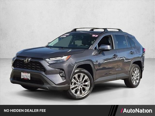 2023 Toyota RAV4 XLE Premium — photo 1 of 13
