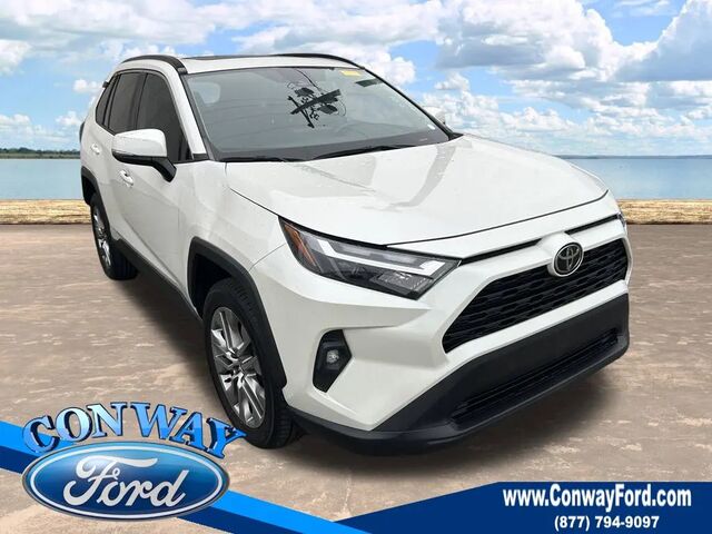 2022 Toyota RAV4 XLE Premium