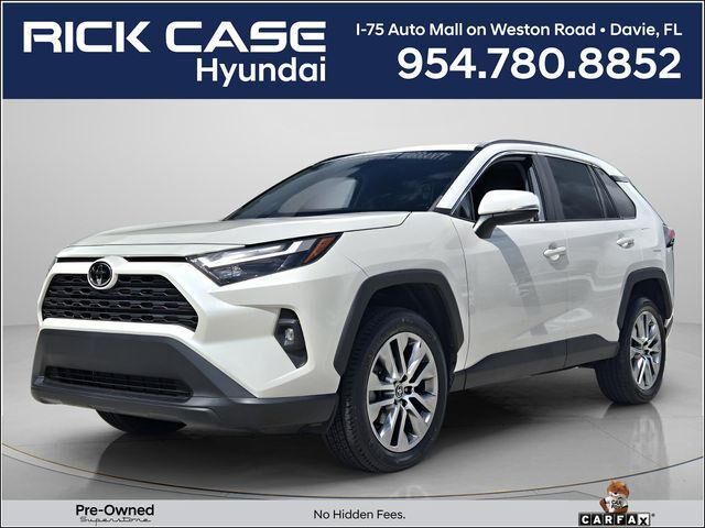 2022 Toyota RAV4 XLE Premium